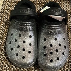 NWT CROCS classic glitter lined clog